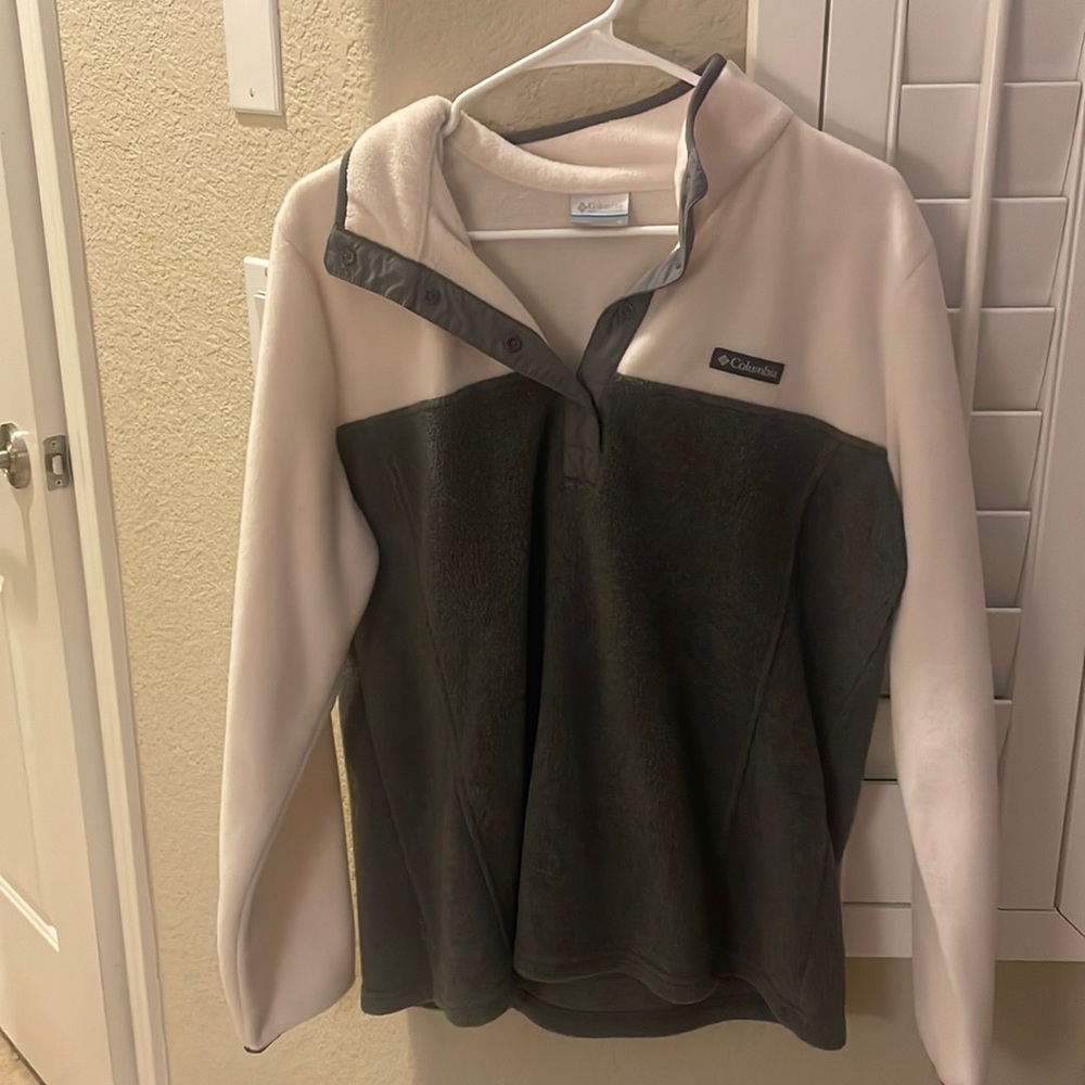 Womens Columbia fleece